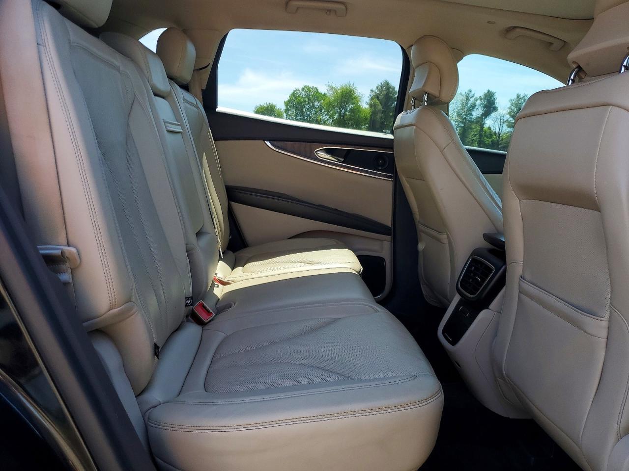 Lincoln MKX Reserve