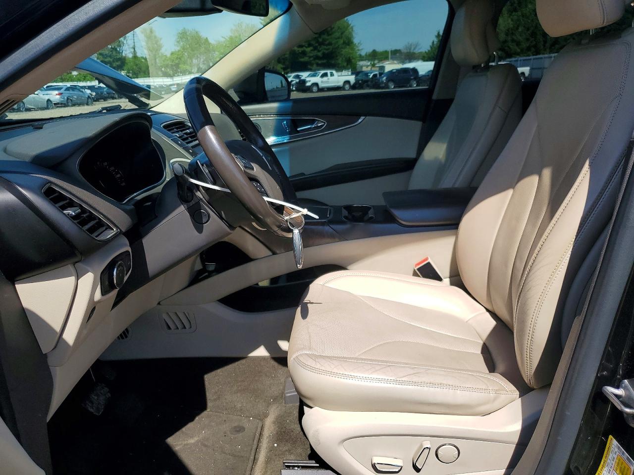 Lincoln MKX Reserve