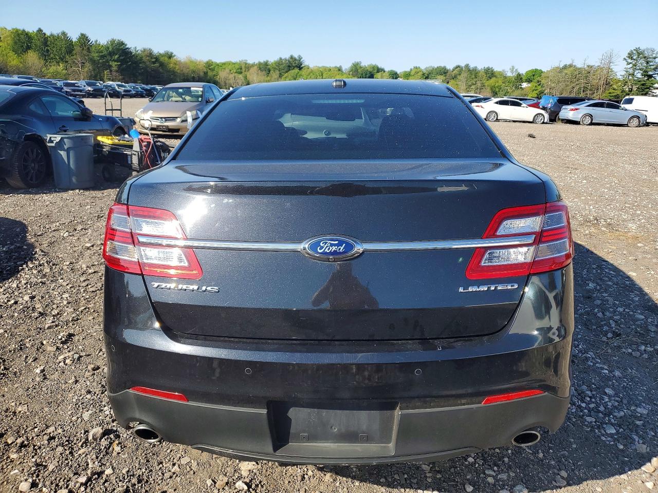Ford Taurus Limited