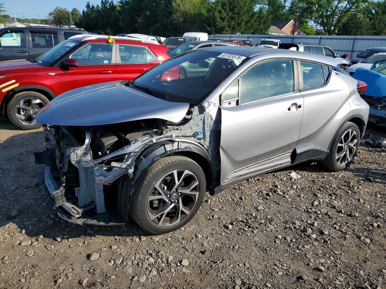 Salvage Toyota C-HR Image