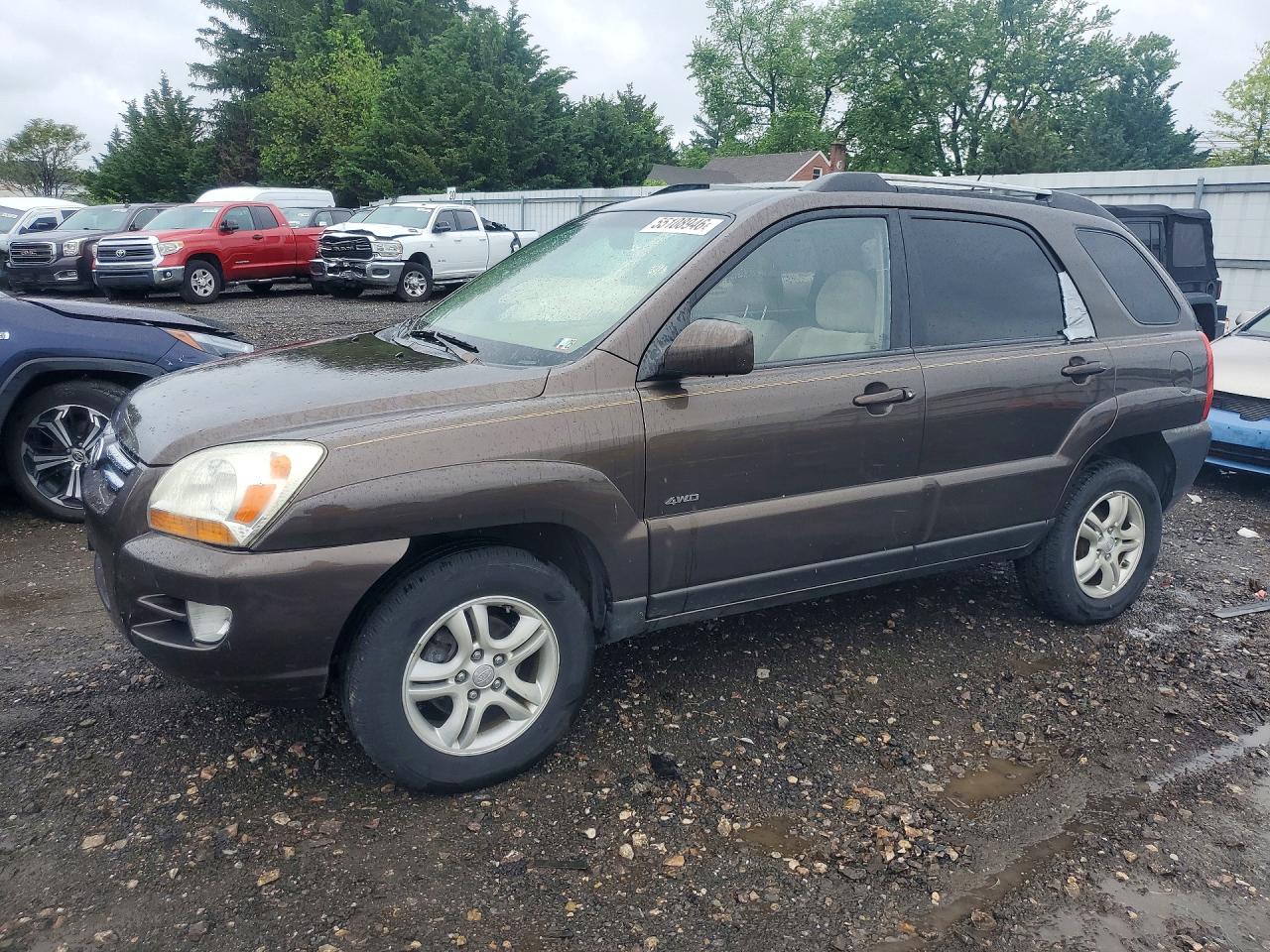 Salvage Kia Sportage Image