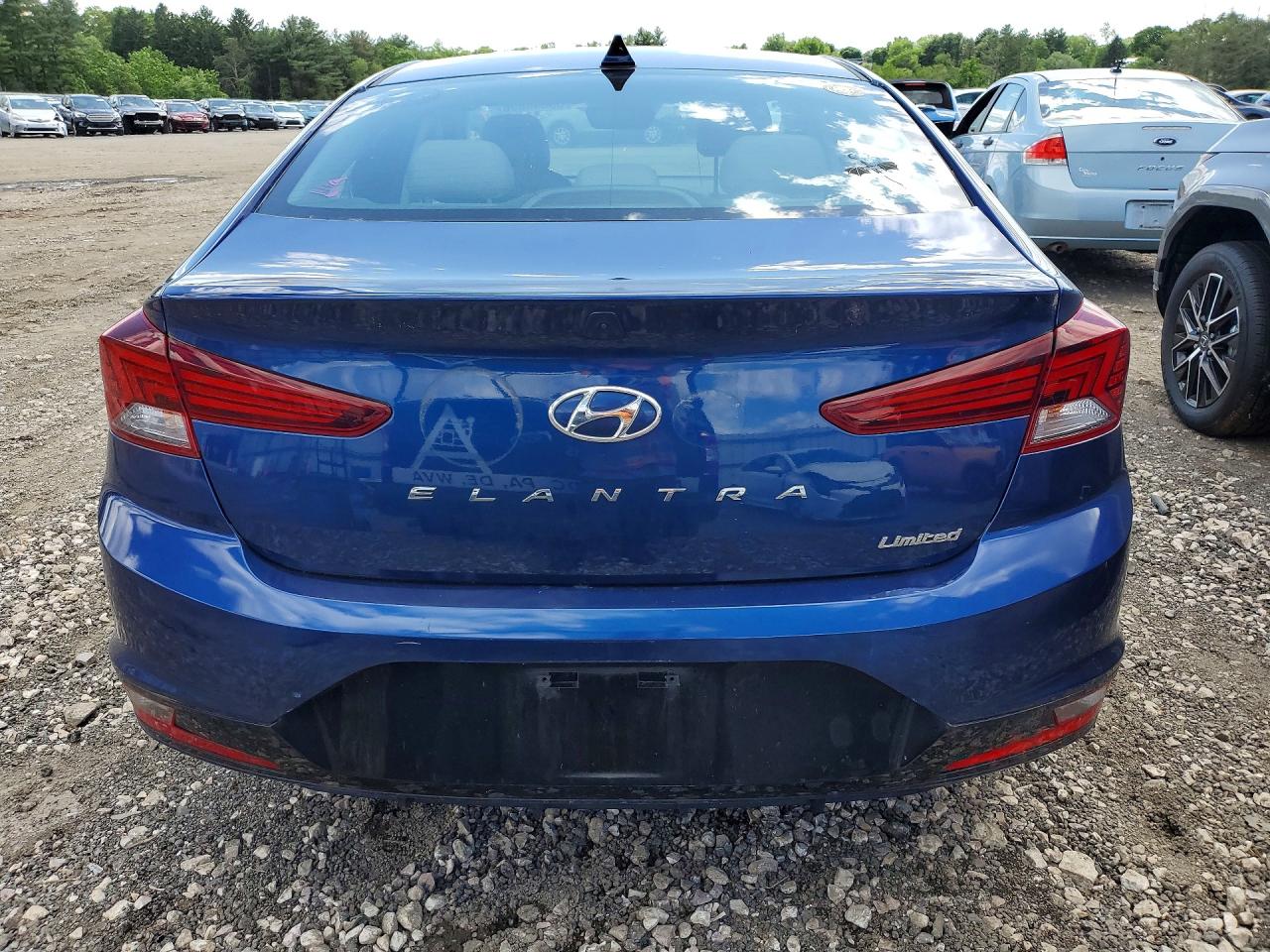 Hyundai ELANTRA Limited