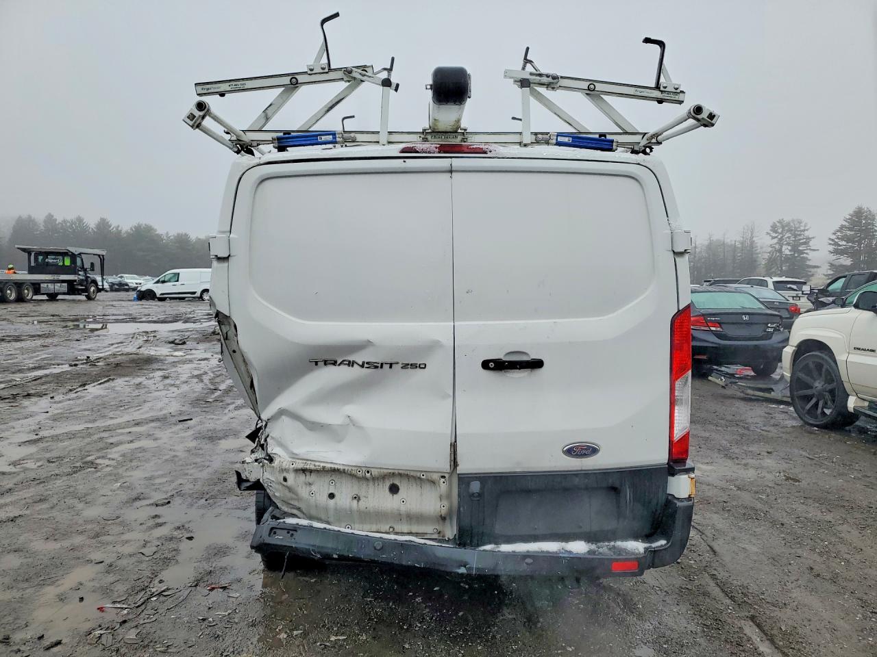 Ford Transit T-250