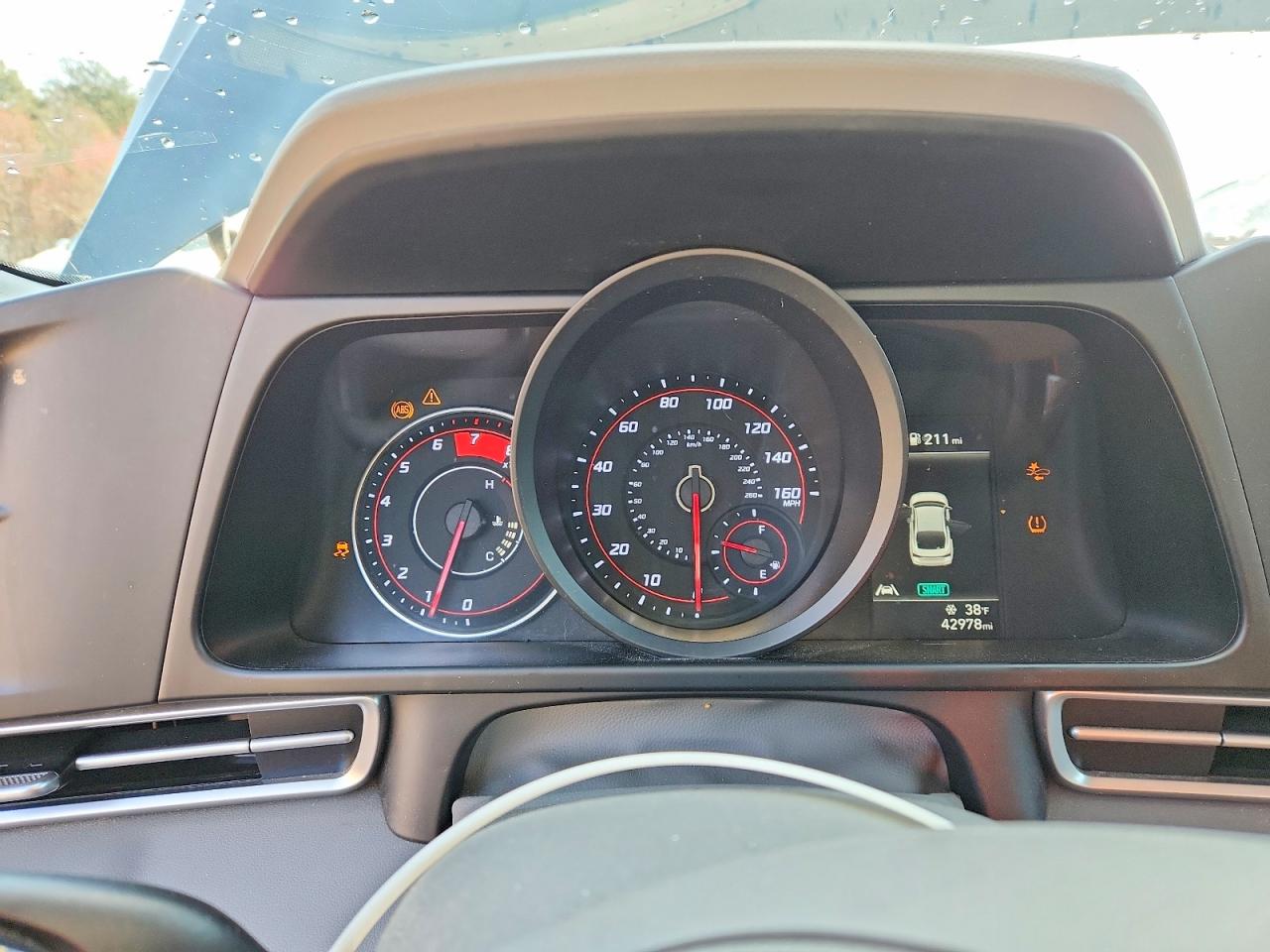 Hyundai ELANTRA Sel