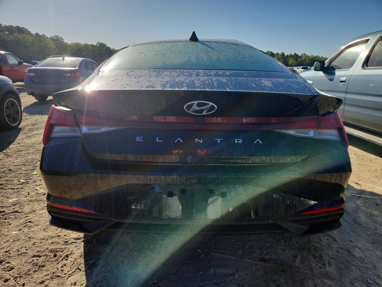 Hyundai ELANTRA Sel