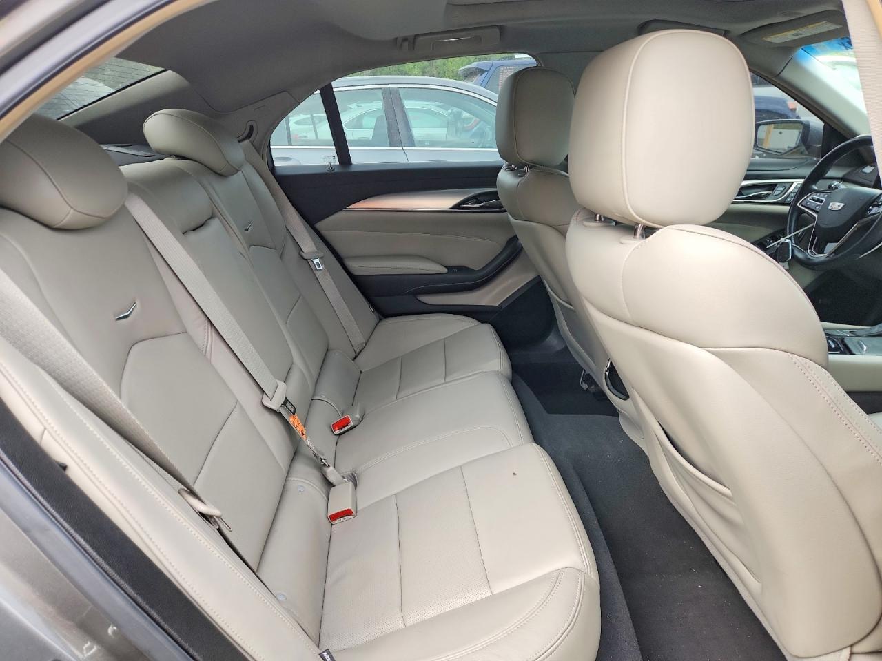 Cadillac CTS Luxury