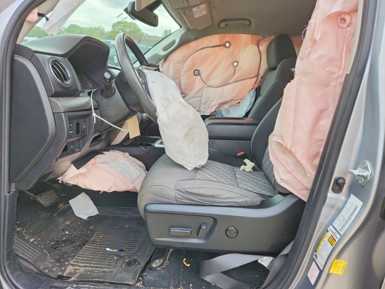 Toyota Tundra Sr5