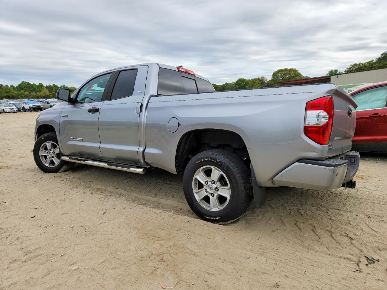 Toyota Tundra Sr5