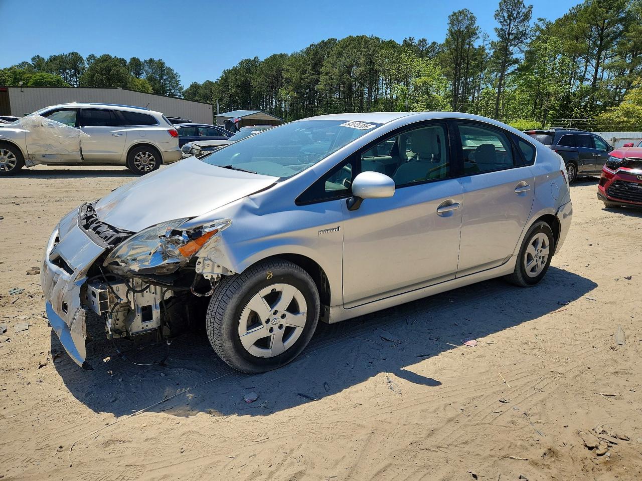 Salvage Toyota Prius Image