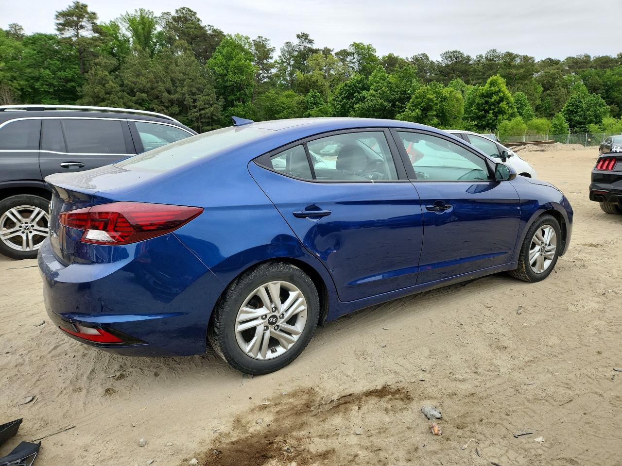 Hyundai ELANTRA Sel