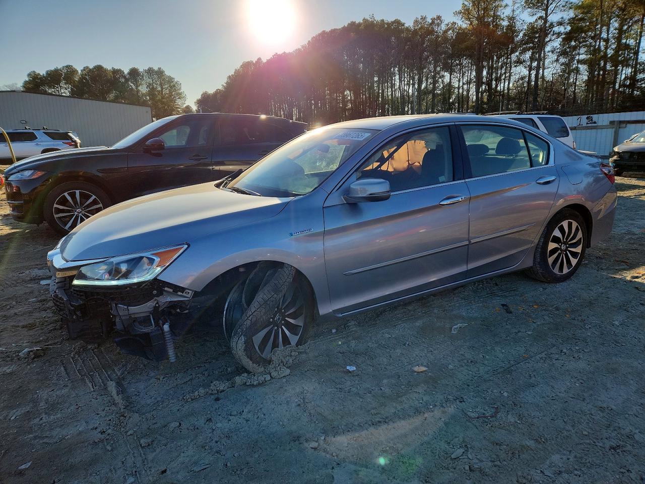 Salvage Honda Accord Image