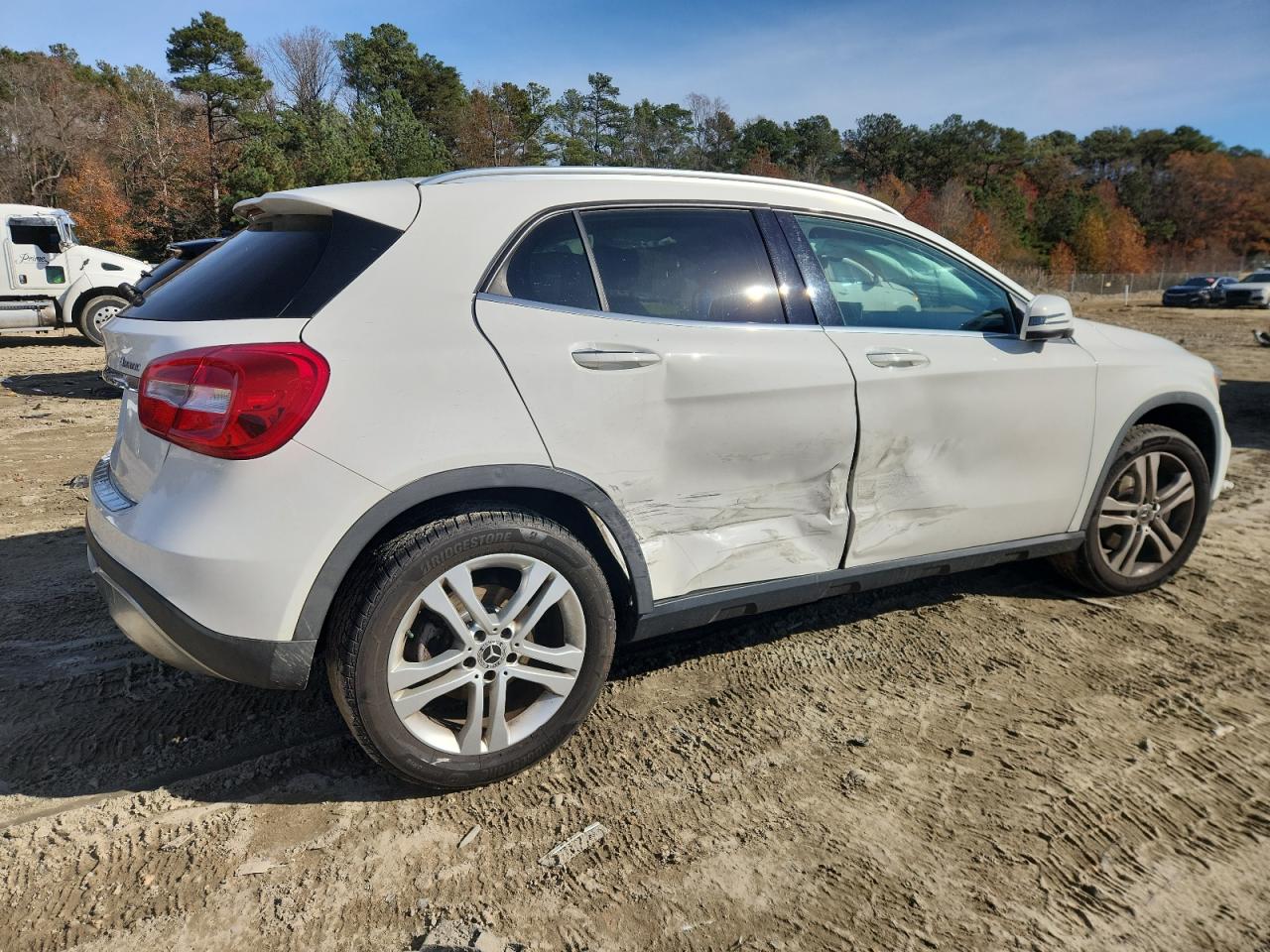 Mercedes-Benz GLA 250 4matic