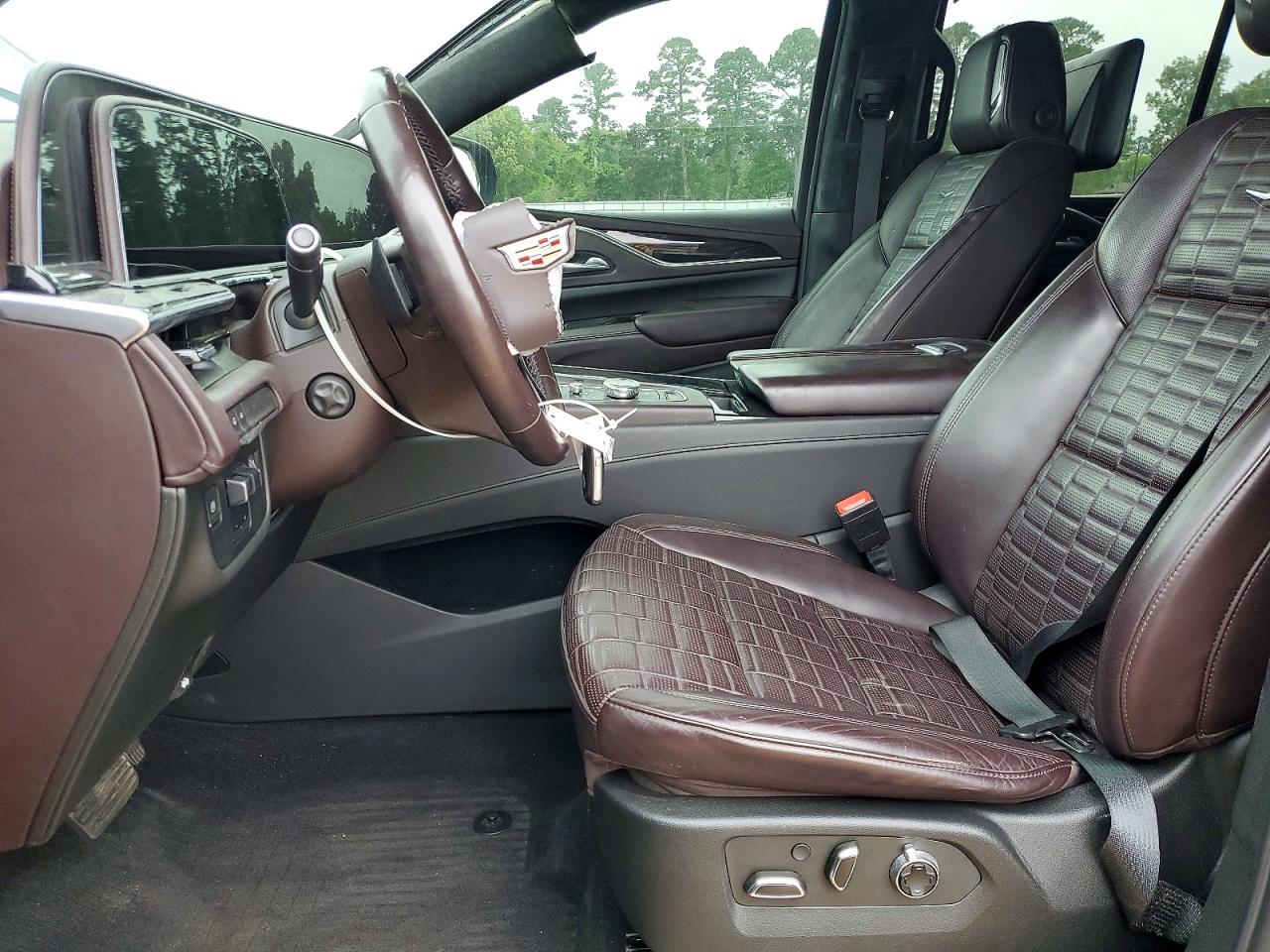 Cadillac Escalade Premium Luxury Platinum