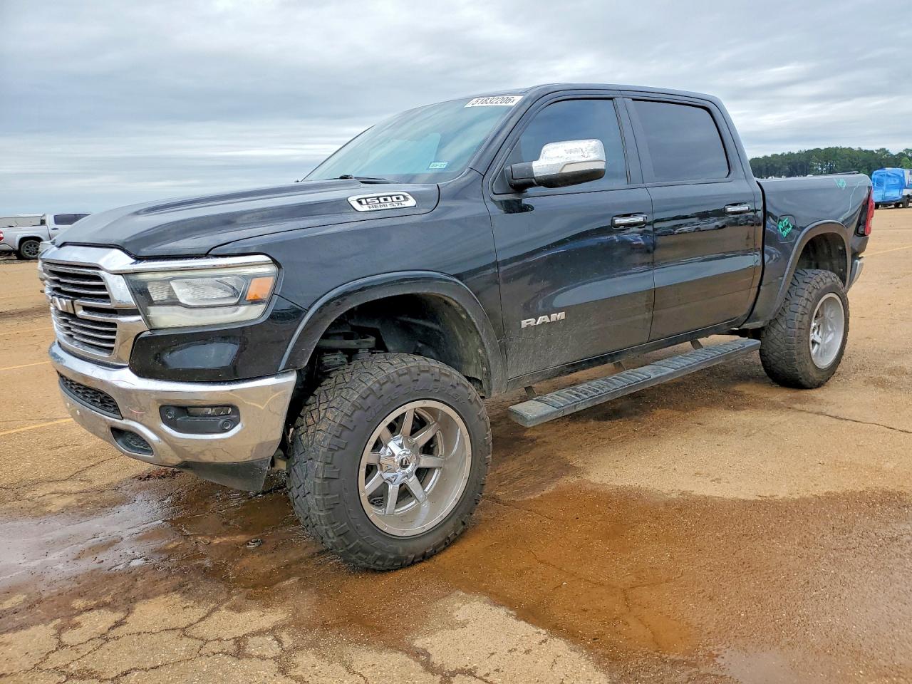 Salvage Ram 1500 Image