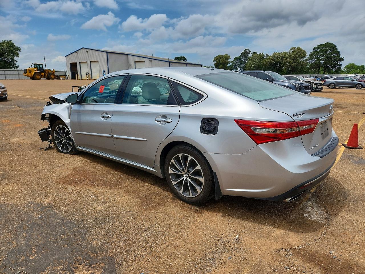 Toyota Avalon Xle Premium