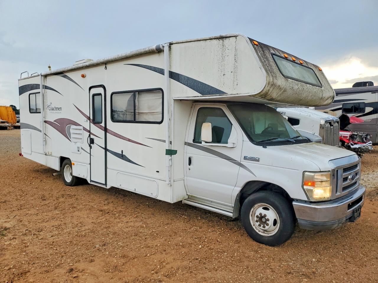 Salvage Coachmen Econoline Image