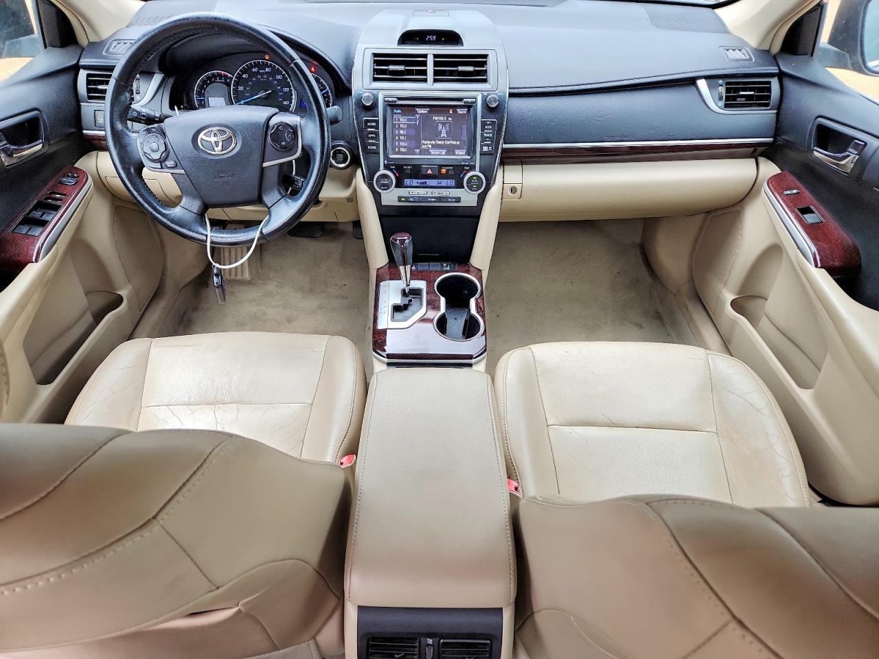 Toyota Camry Xle