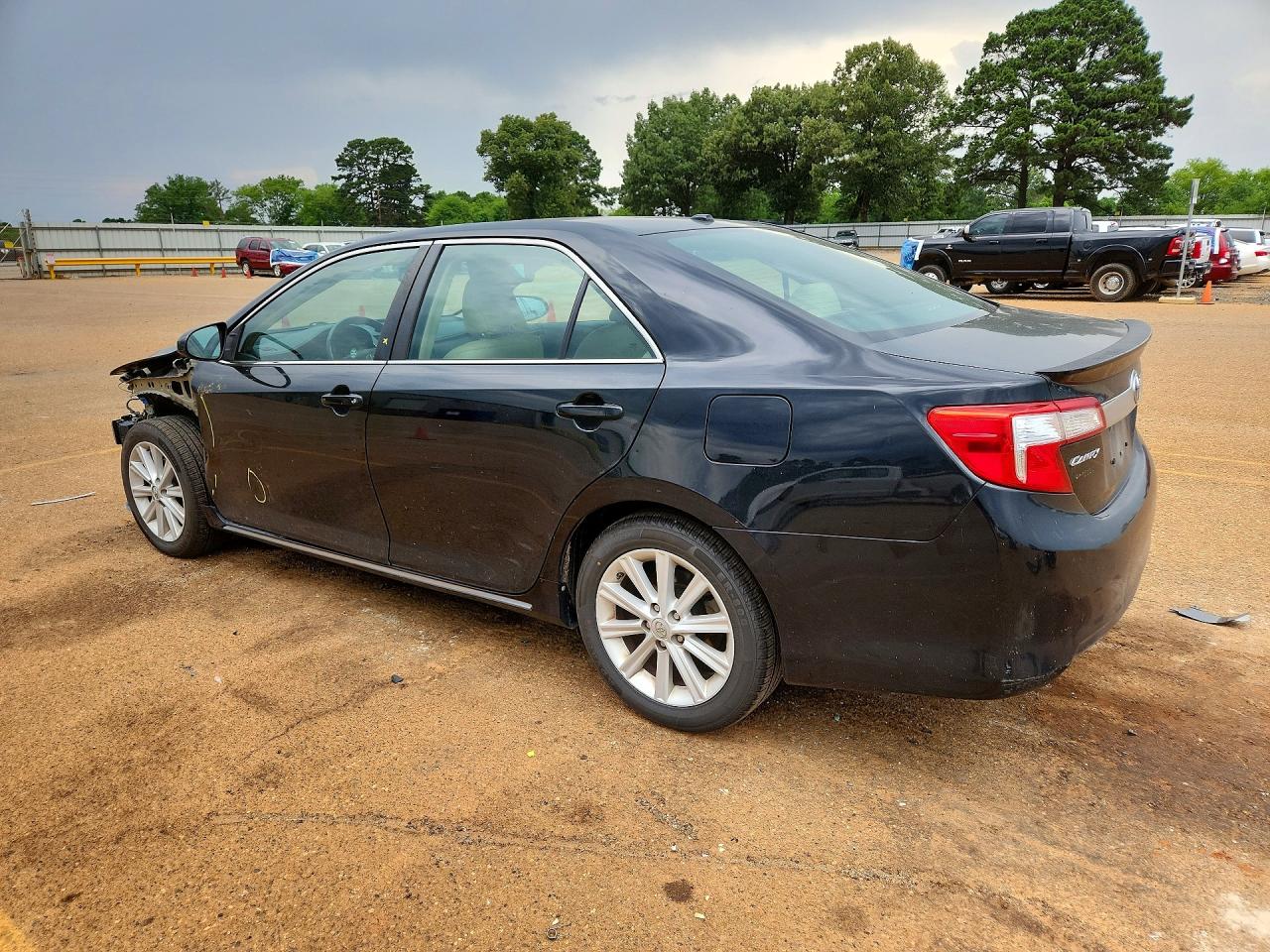 Toyota Camry Xle