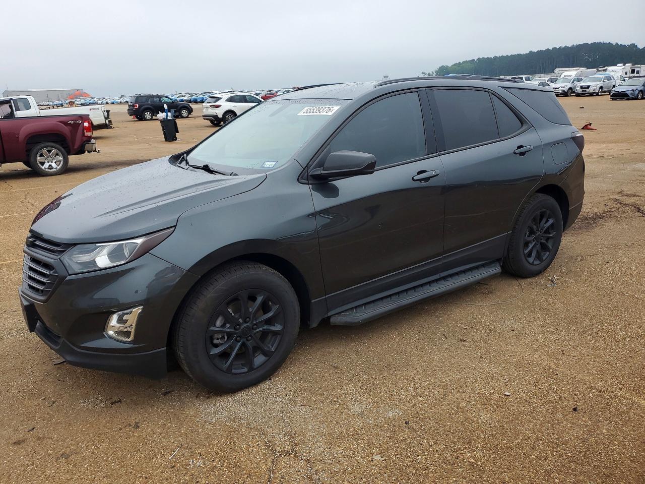 Salvage Chevrolet Equinox Image