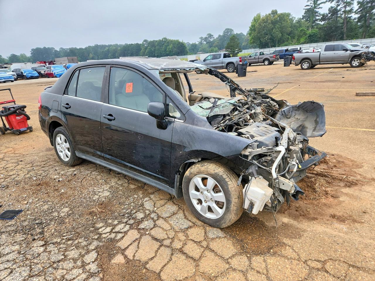 Nissan Versa 1.8 S