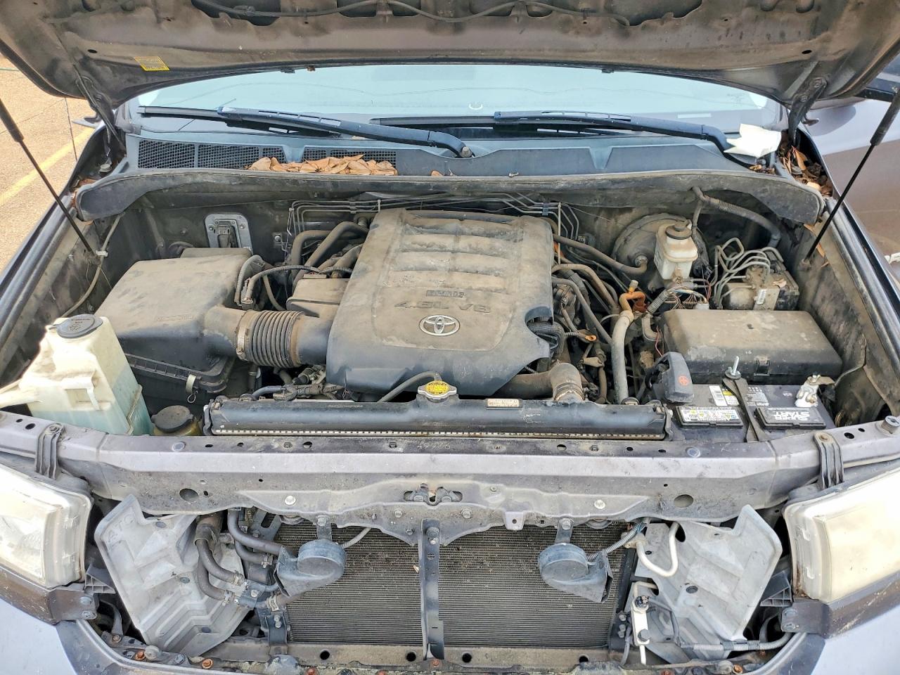 Toyota Tundra Crewmax Sr5