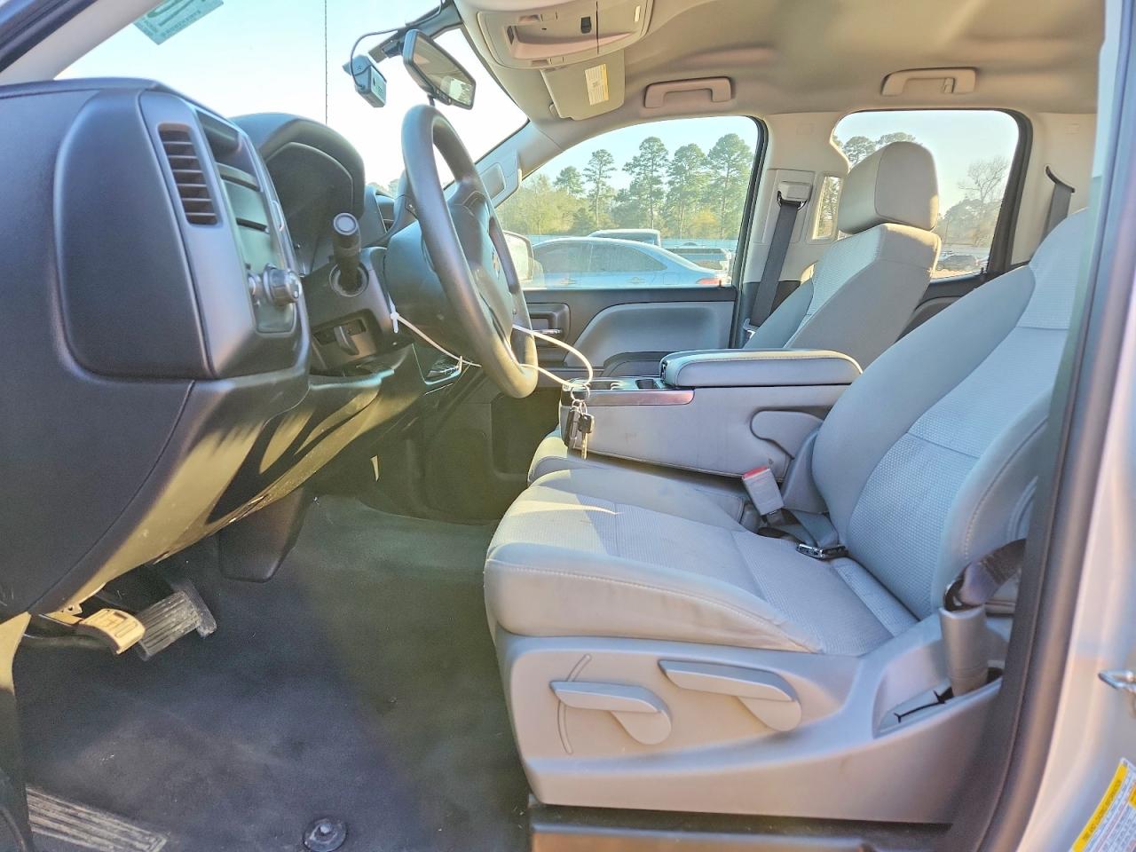 Chevrolet Silverado Ld C1500 Custom