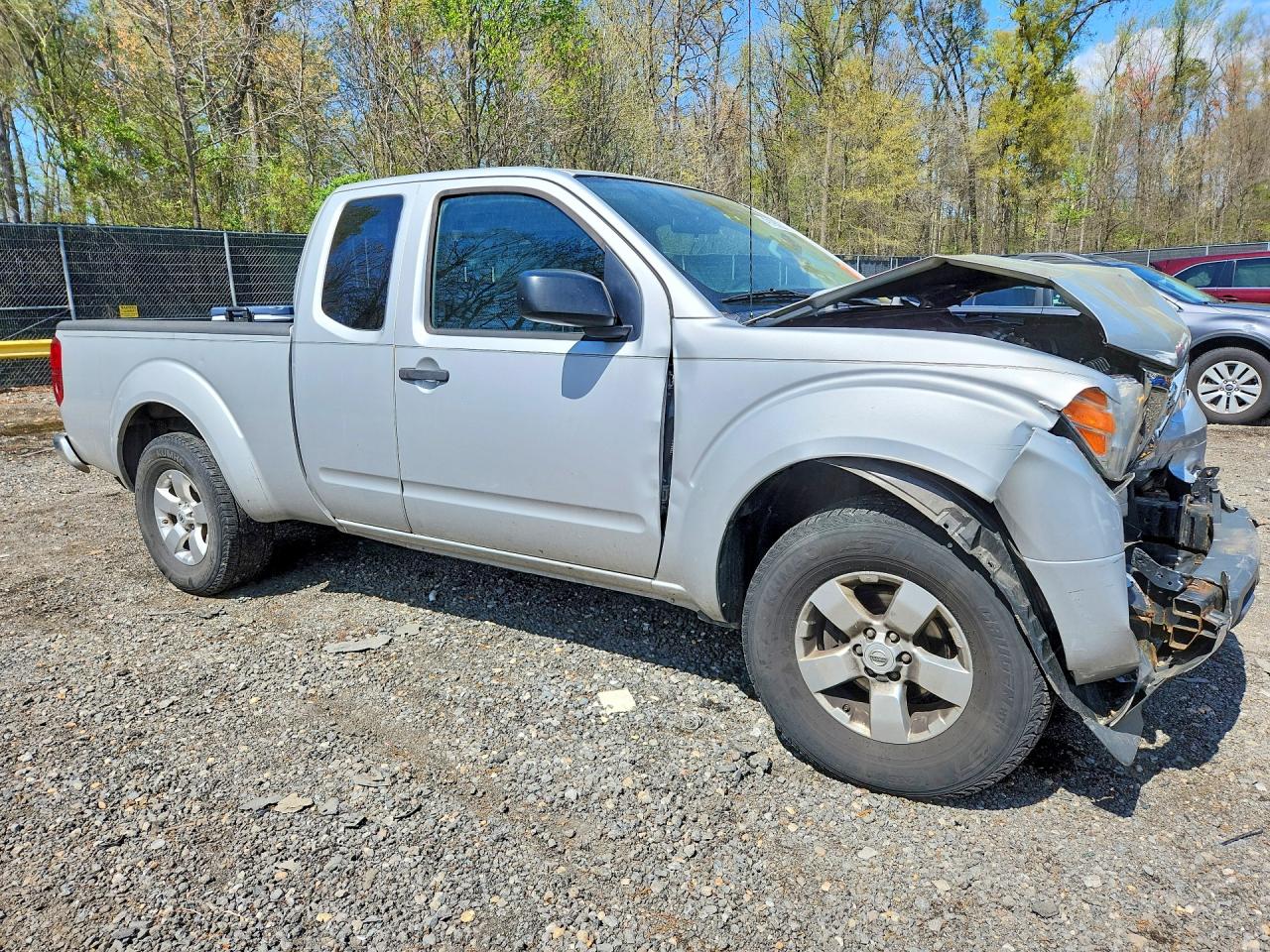 Nissan Frontier Sv V6