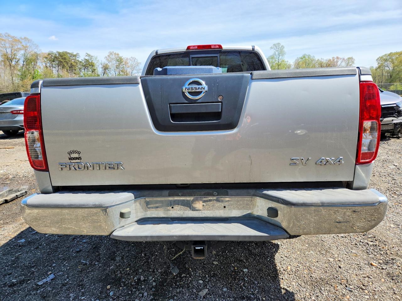 Nissan Frontier Sv V6