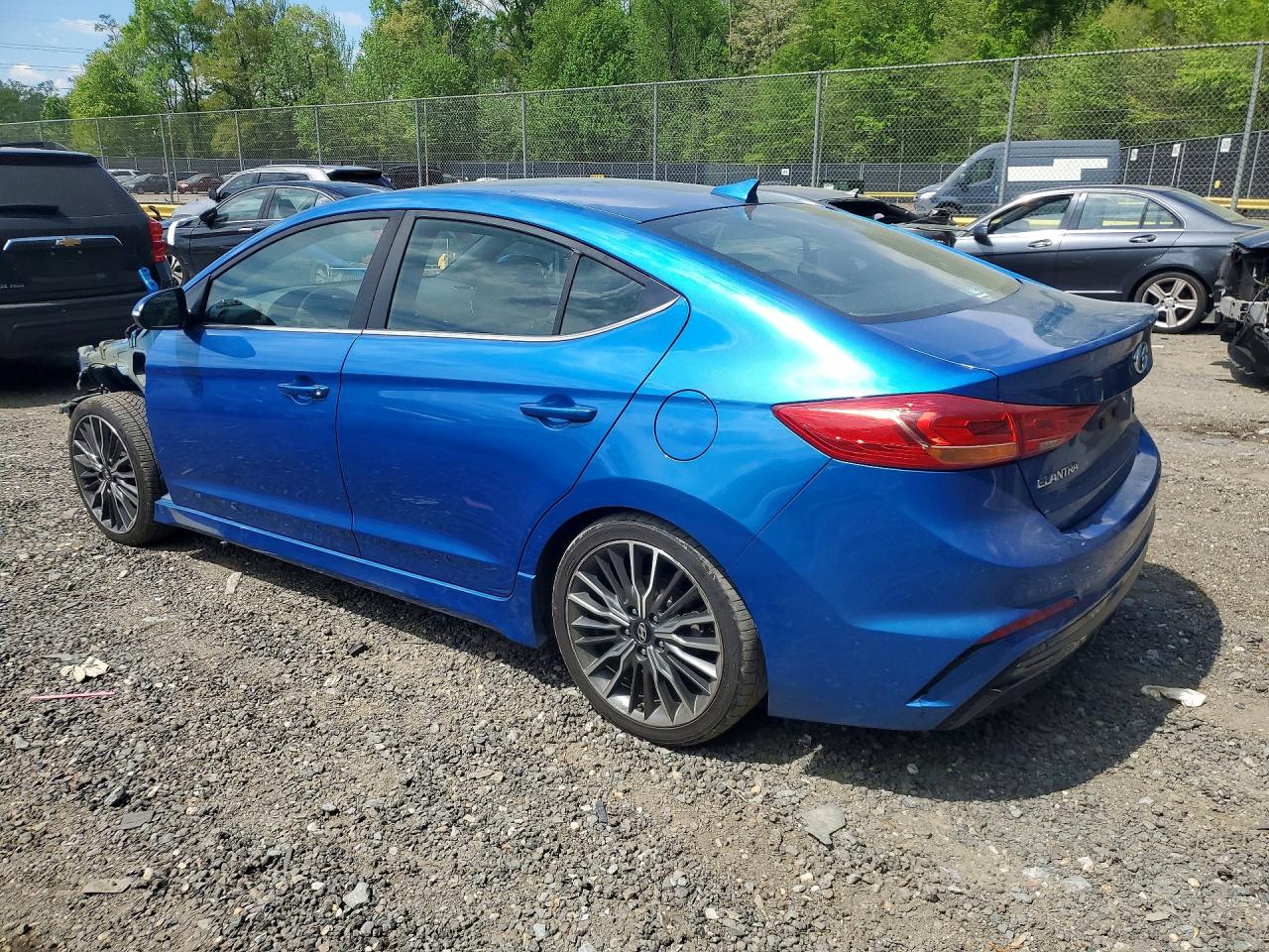 Hyundai ELANTRA Sport