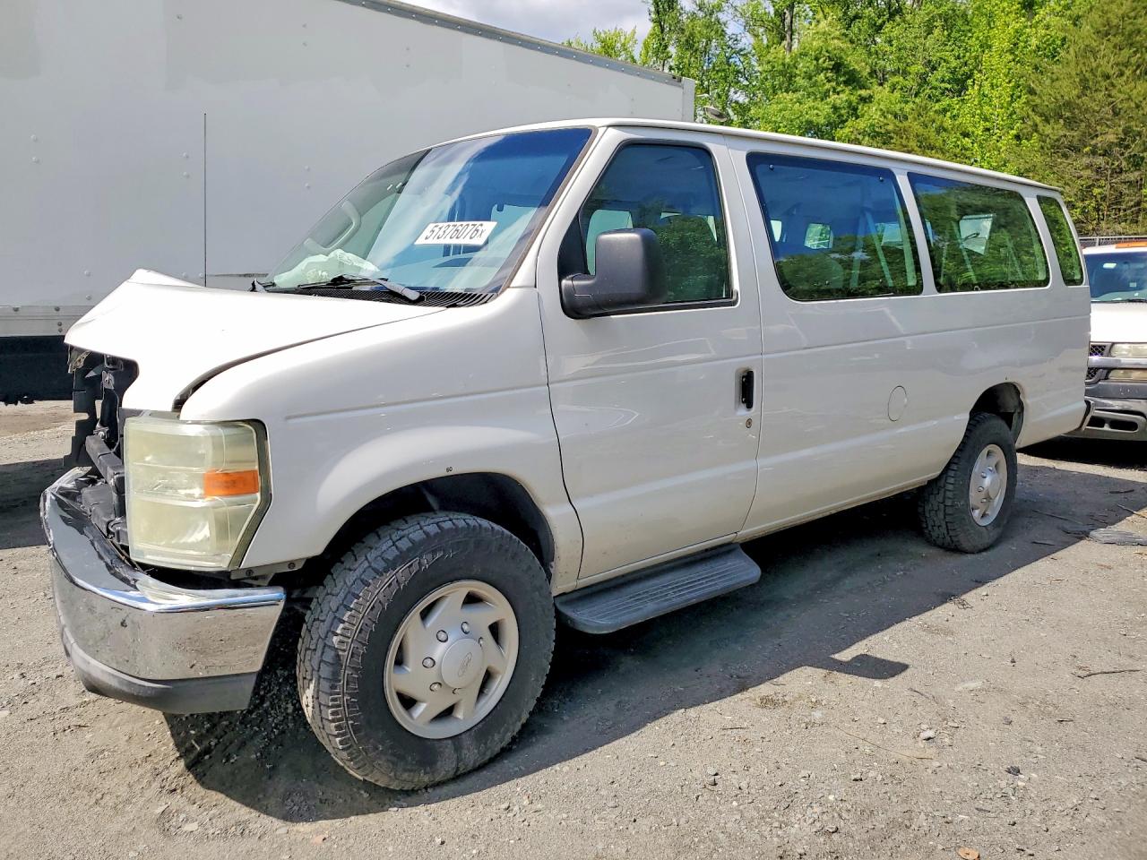 Salvage Ford Econoline Image