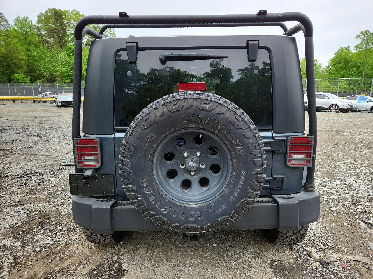 Jeep Wrangler Sahara