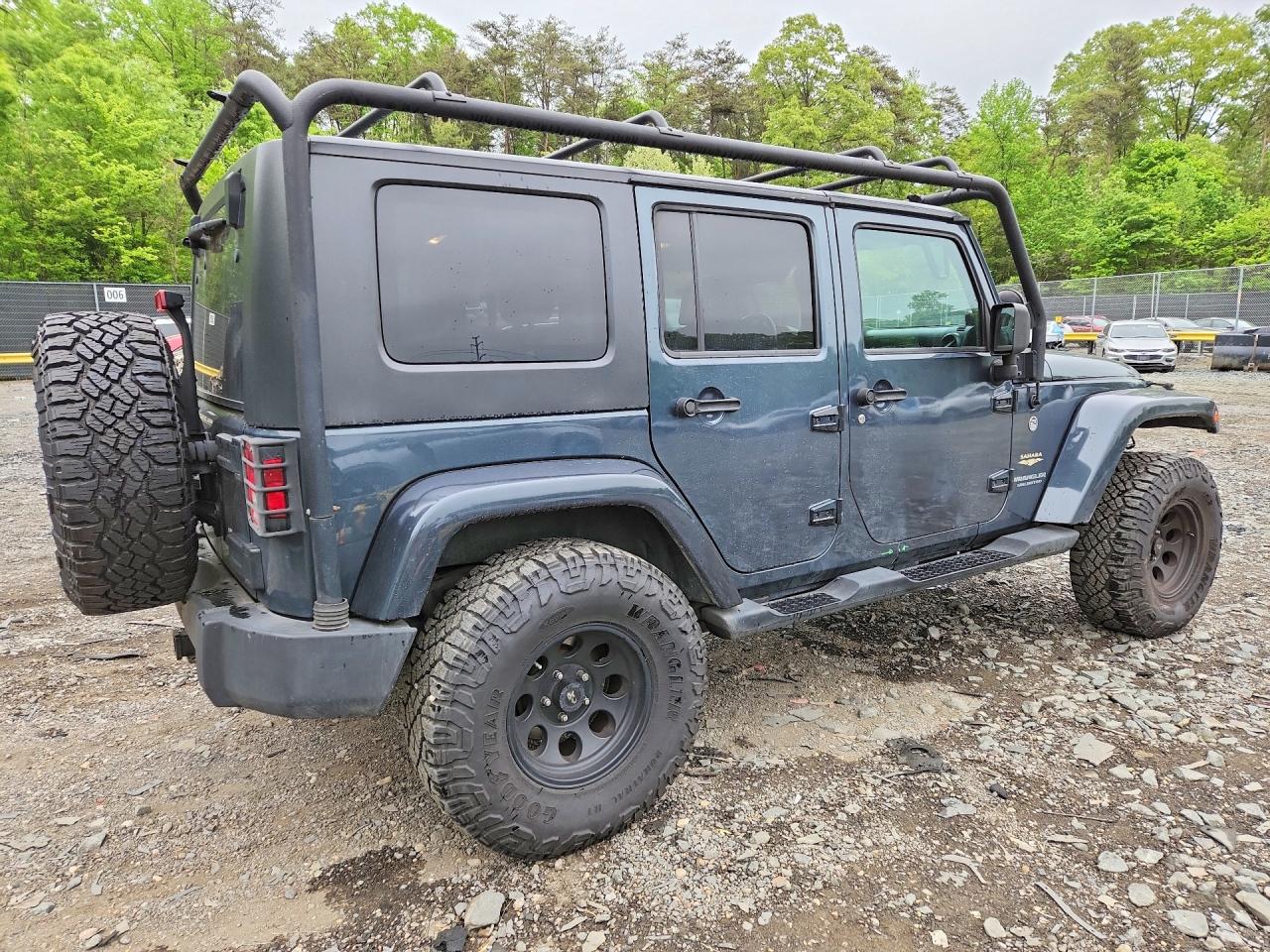 Jeep Wrangler Sahara