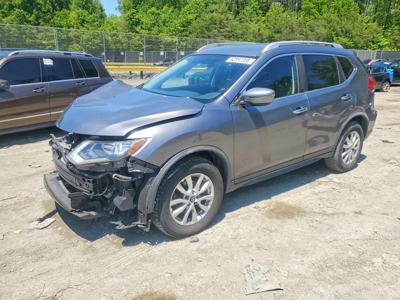 Salvage Nissan Rogue Image