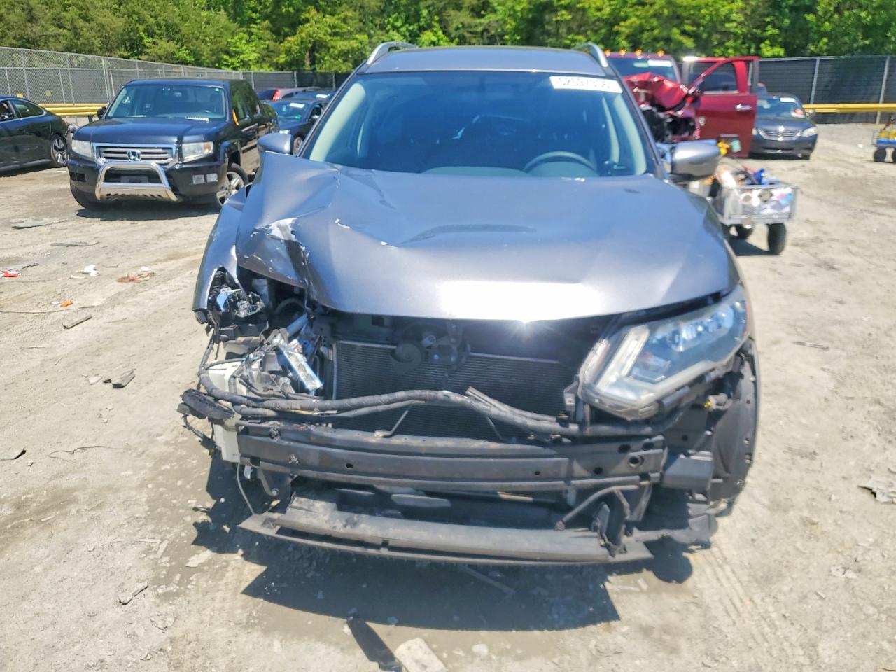 Nissan Rogue Sv