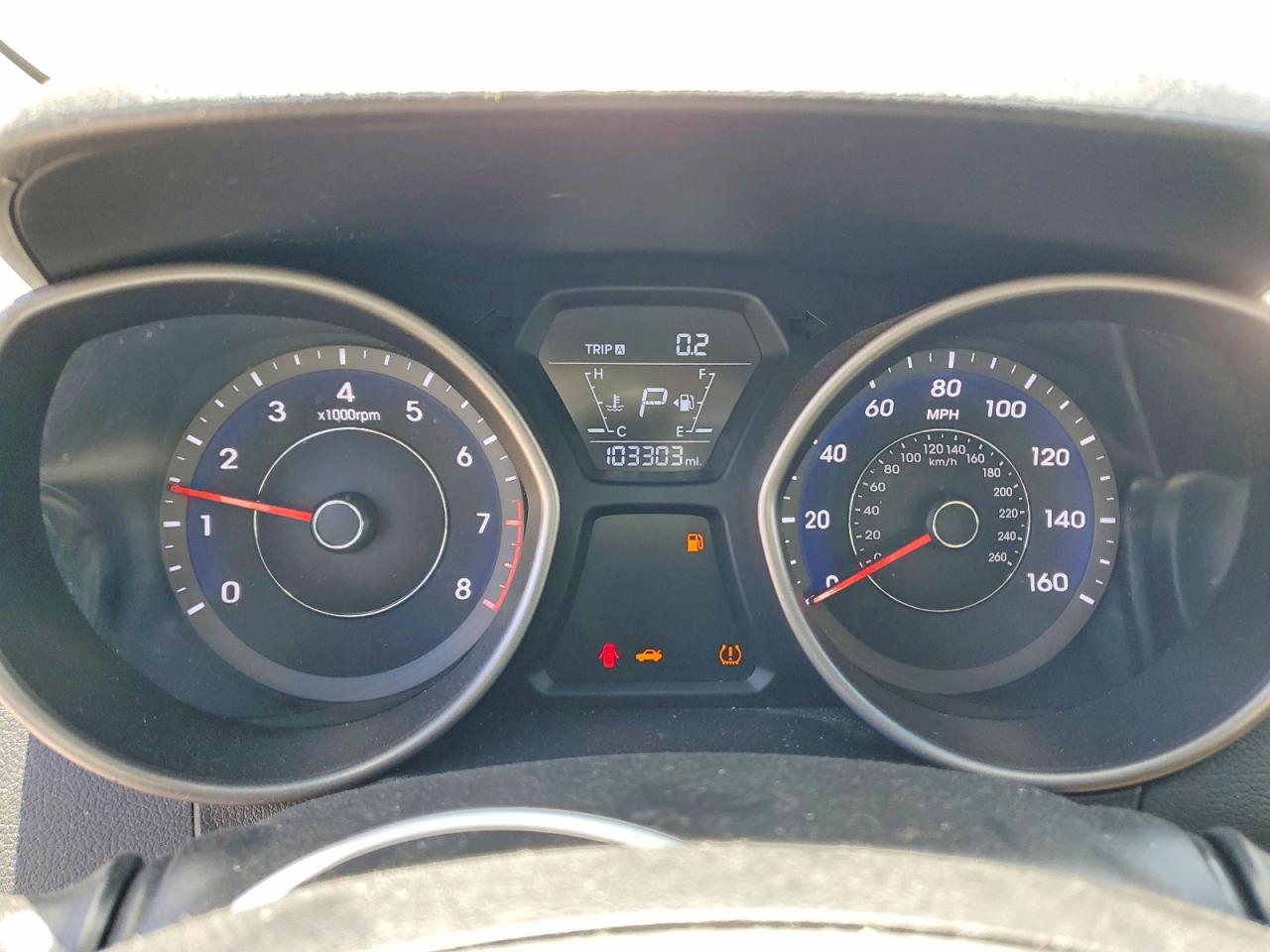 Hyundai ELANTRA Value Edition