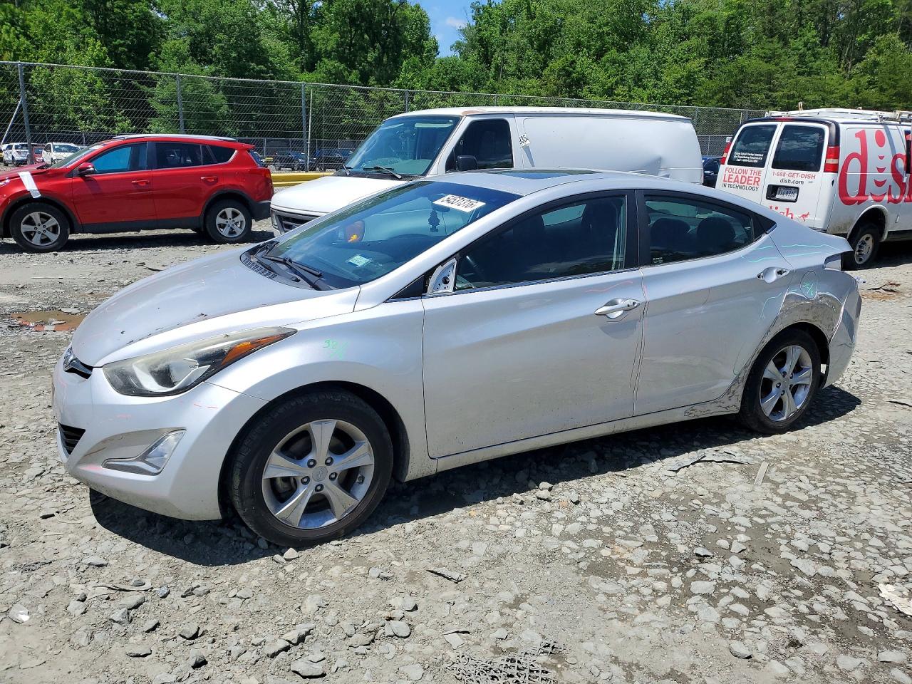 Salvage Hyundai ELANTRA Image