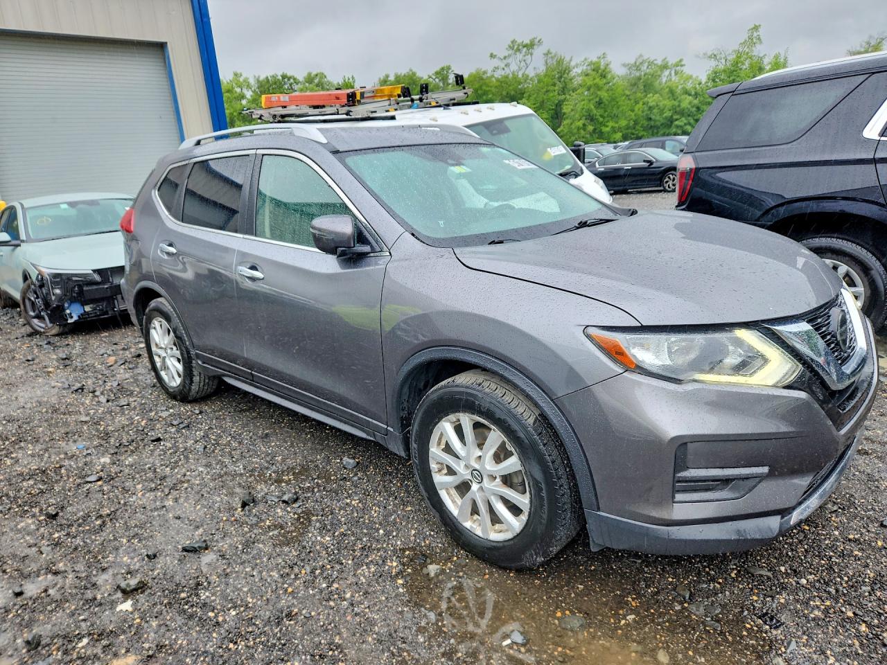 Nissan Rogue Sv
