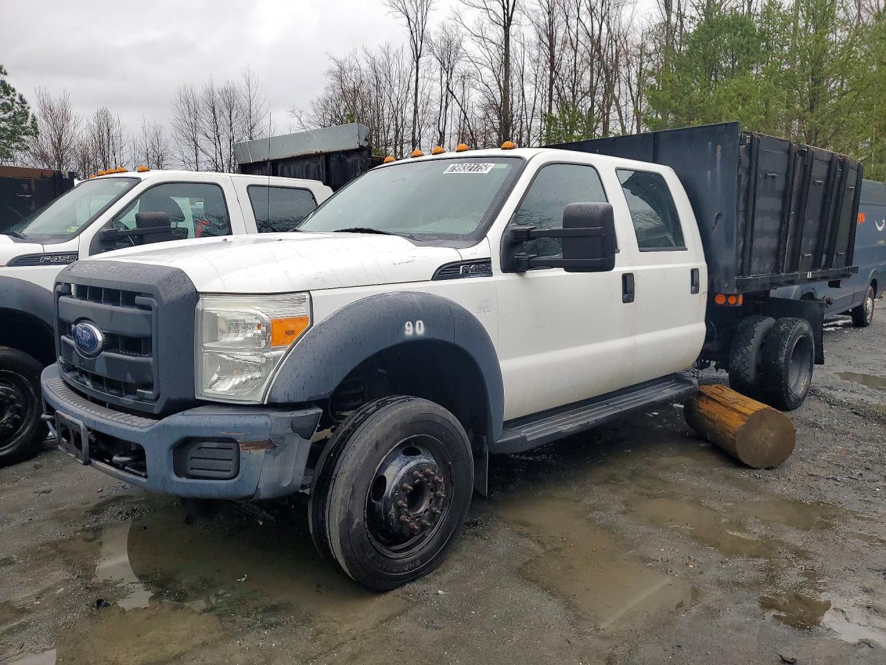Salvage Ford F-450 Image