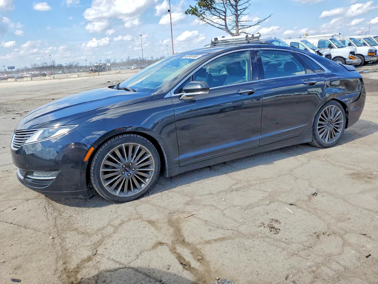 Salvage Lincoln MKZ Image