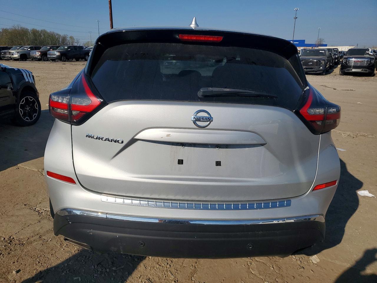 Nissan Murano S