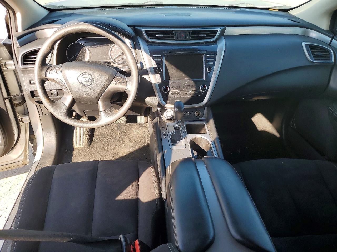 Nissan Murano S
