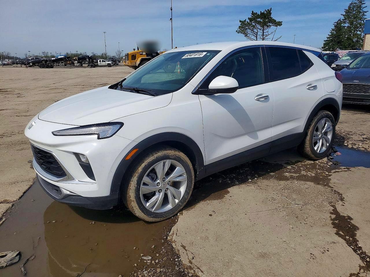 Salvage Buick Encore Image