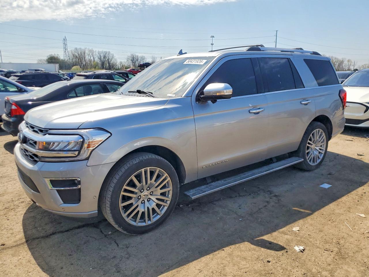 Salvage Ford Expedition Image
