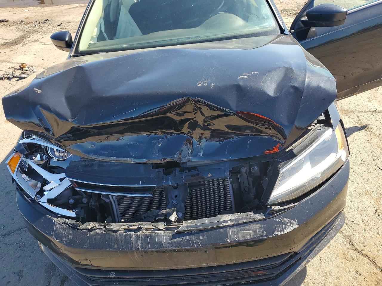Volkswagen Jetta Base