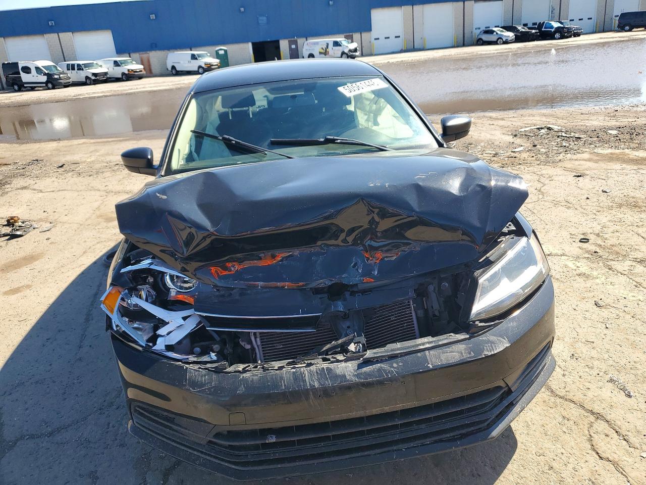 Volkswagen Jetta Base