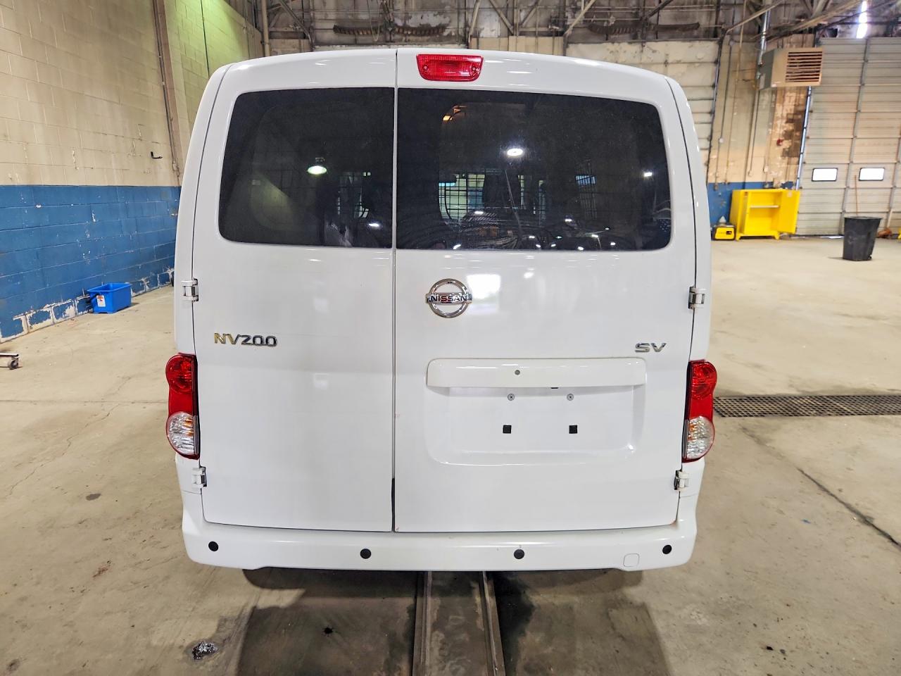 Nissan Nv