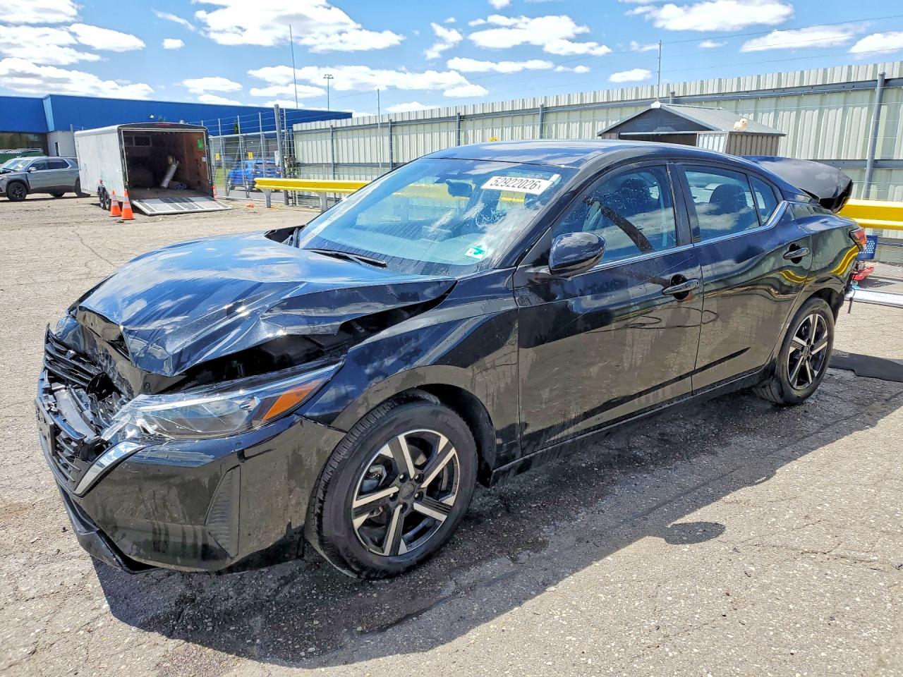 Salvage Nissan Sentra Image