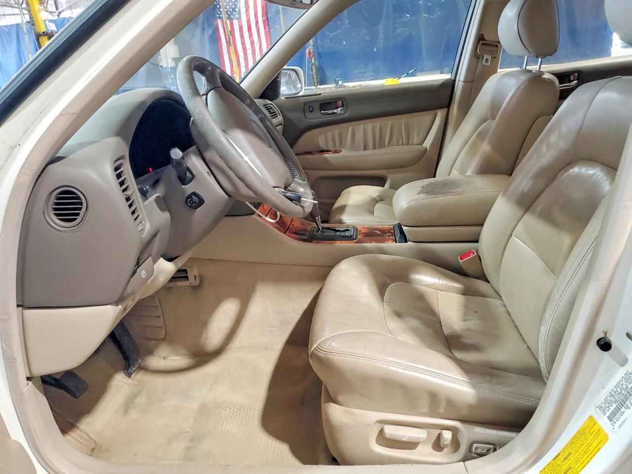 Lexus LS 400