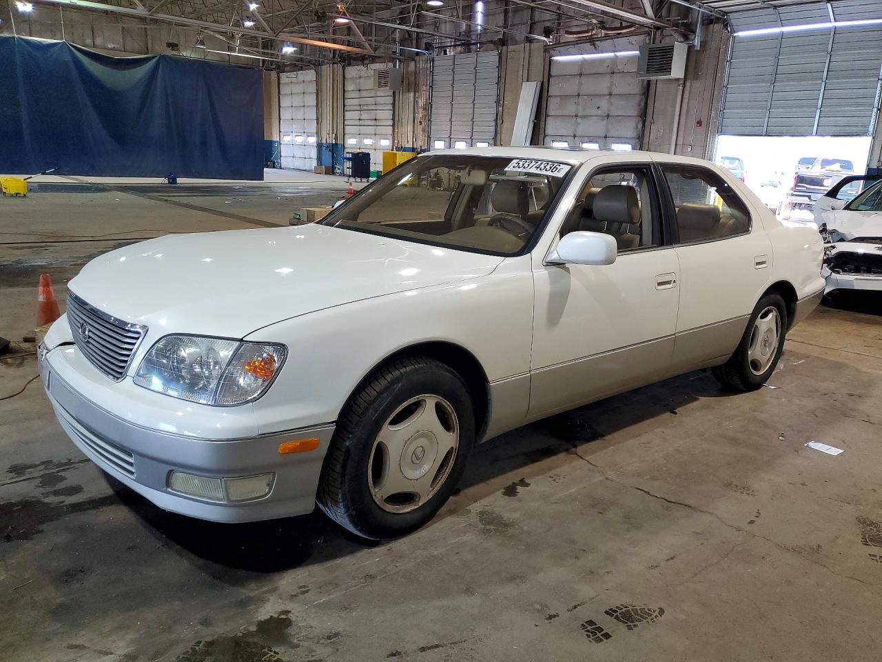 Salvage Lexus LS Image