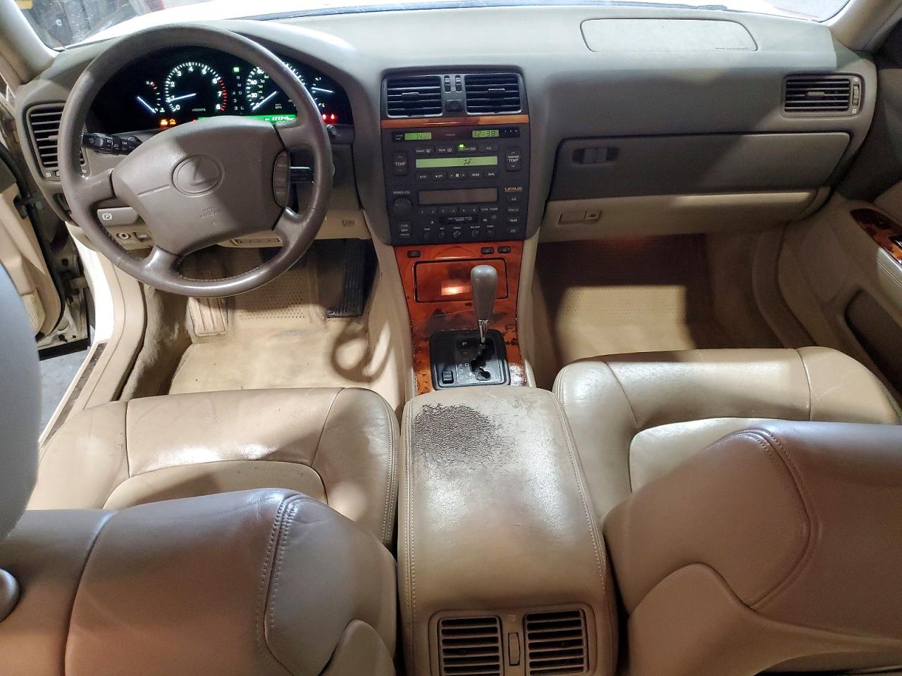 Lexus LS 400